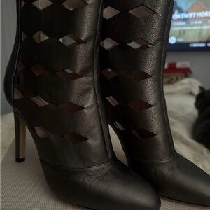 Sarah Jessica Parker Size 38 Linda
Woman Leather Cutout Boot Heels